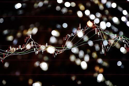 股票配资平台配资网 增量资金加速入场，沪深两市成交额突破2.3万亿创年内新高