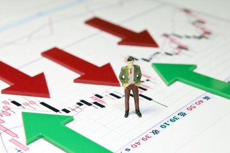 正规配资查询 两市成交额连续破万亿 杠杆资金加速流向新能源与AI算力赛道