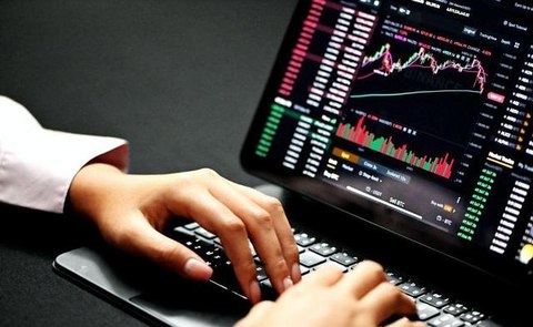 德宏配资开户 杠杆资金加速涌入有色金属板块 云南锗业单日成交额突破12亿创年内新高 德宏配资开户 杠杆资金加速涌入有色金属板块 云南锗业单日成交额突破12亿创年内新高